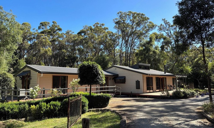 Woodend House | Duck Tree Lodge - a beautiful bush lodging