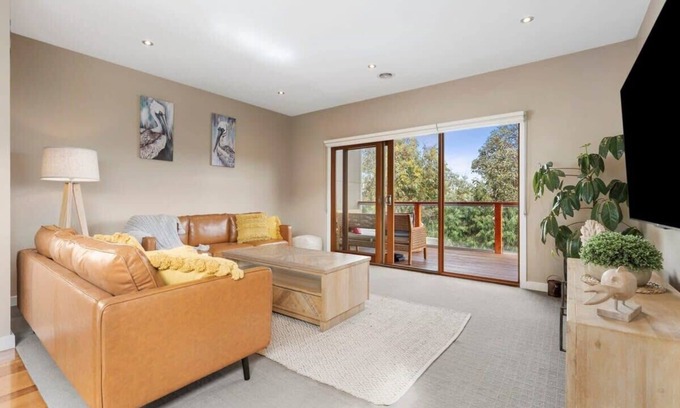 Ocean Grove House | Dunes House, Gas Fire, 80m to beach, Pet friendly