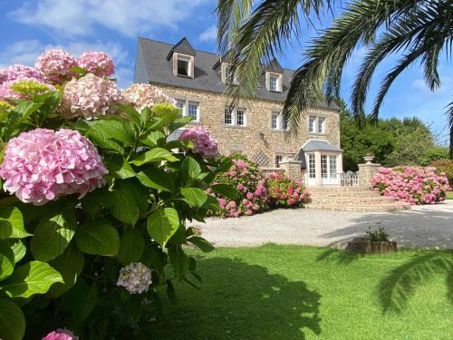 Reville Apartment | Duplex Bellevue, vue mer, à 50m de la plage!