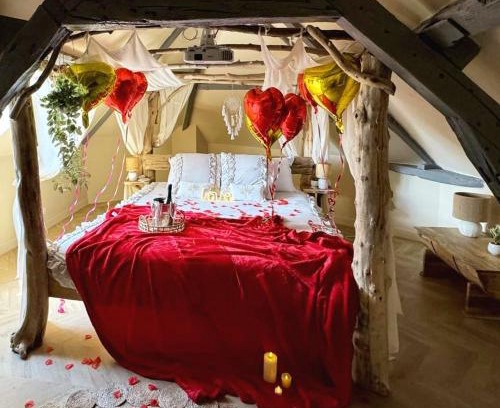 Saint-Maurice Apartment | Duplex Safari jusqu'à 4 personnes, Spa, cinéma et lit sous les arbres, day use, 10 min centre