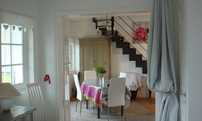 Le Pouliguen Apartment | DUPLEX sleeps 5 - ALL WITH FEET beach works port
