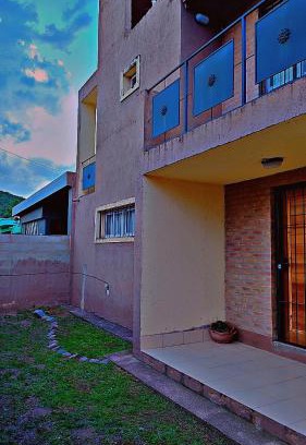 Rio Ceballos House | Duplex Unquillo