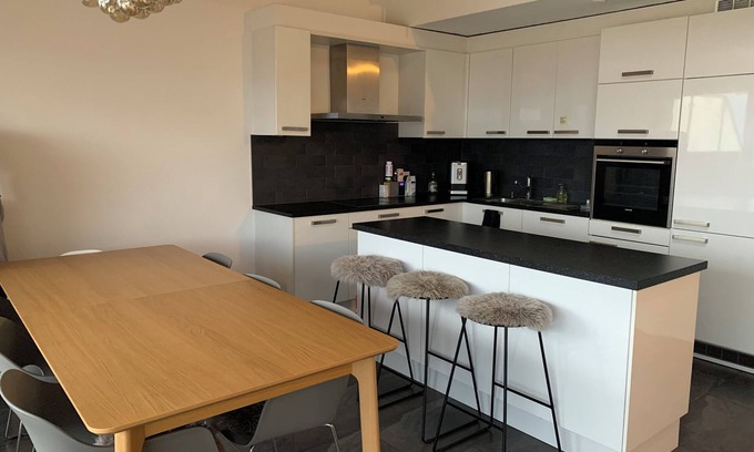 Corseaux Apartment | Duplex with terrace and lake view
