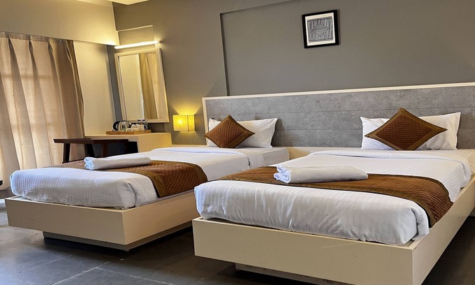 Dharwad Hotel | Dwarawata Dharwad