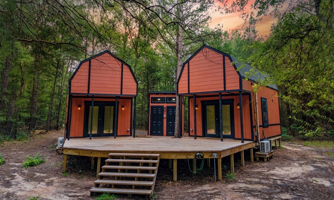 Mineola Cabin | Eagle 2 - Right Side Cabin and NO NEIGHBOR