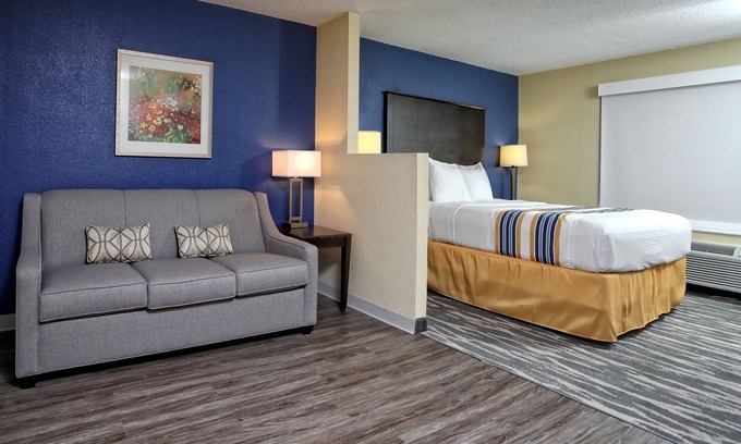 Statesboro Hotel | Eagles Nest Inn