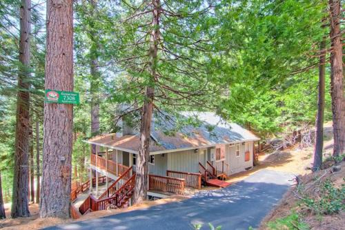Yosemite West House | Eagles Nest