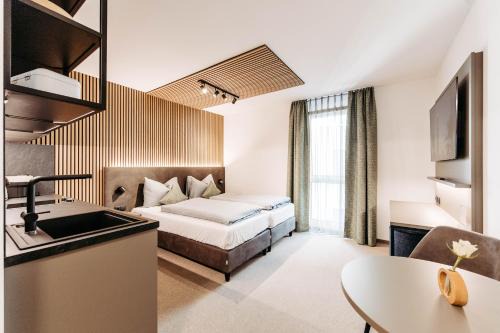 Hoechst Apartment | Easy Room - Self Check In - Out