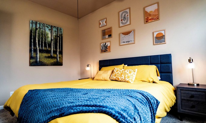 Midtown House | Eat-Sleep-Stroll-Repeat! Walkable Midtown 2BR Home