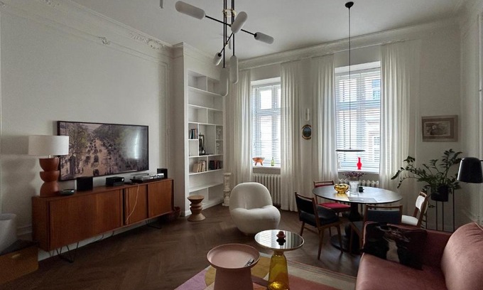 Kazimierz Apartment | Eclectic Apartment by Loft Affair