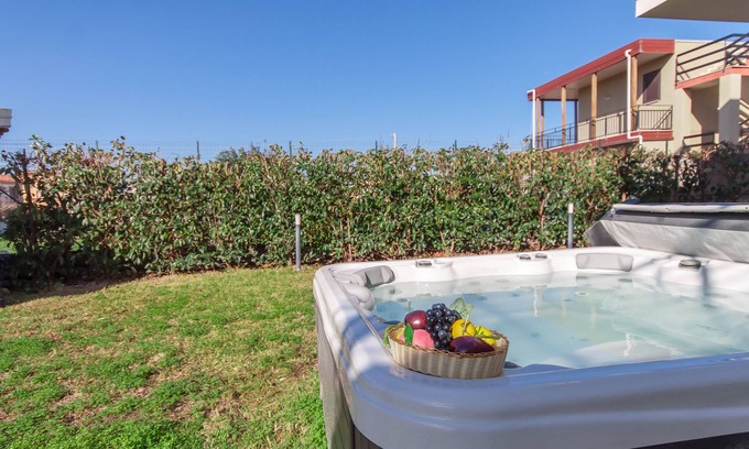 Agnone Bagni Apartment | Eclisse House Few Steps From The Sea, Augusta, Italy