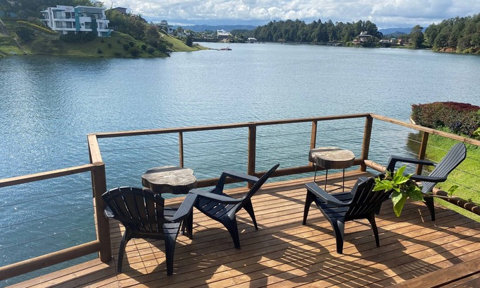 Guatape Hotel | Ecolodge Bahia del Penon