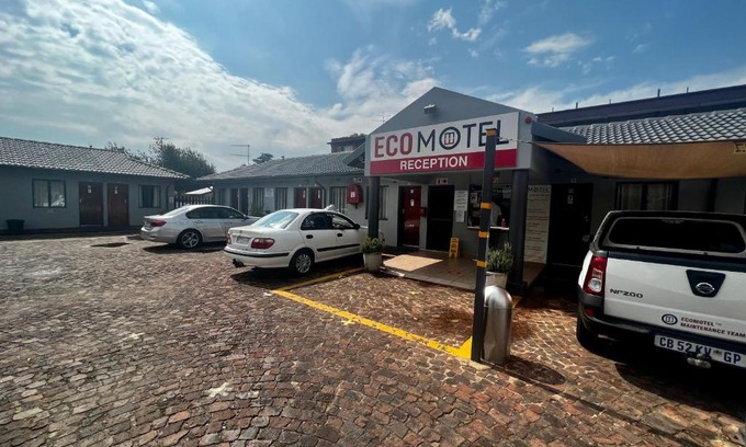 Kempton Park Hotel | Ecomotel O.R.Tambo