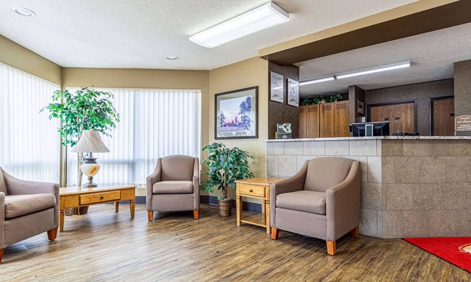 Sioux Center Hotel | Econo Lodge