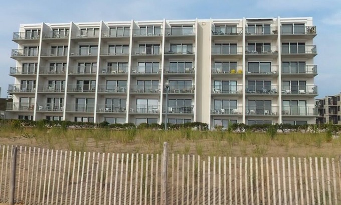 Rehoboth Beach Condo | Edgewater House - Ocean Front Units With Spectacular Views!