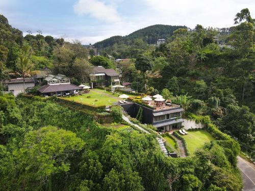 Ella Hotel | EKHO Ella - A Divine View of Ella Gap