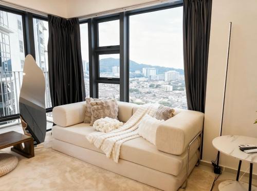 Taman Mutiara Apartment | Ekocheras Premium Suite by Roomsy, Kuala Lumpur