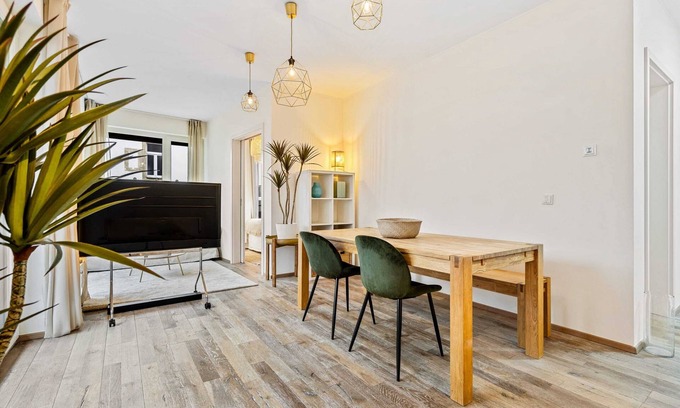 Limpertsberg Apartment | Elegant 1BR - Limpertsberg Gem