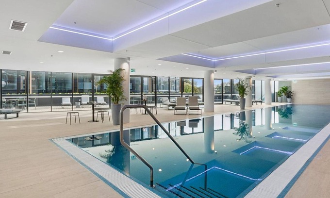 Phillip Apartment | Elegant 2BR Stay with Gym, Cinema & Pool in ACT