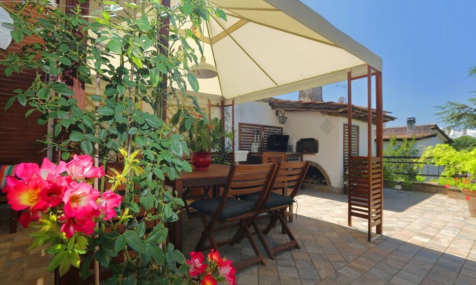 Campagnano di Roma Villa | Elegant cottage on the outskirts of Rome