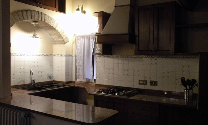 Barco Apartment | Elegant country house with pool in the Matilda of Canossa area - Studio