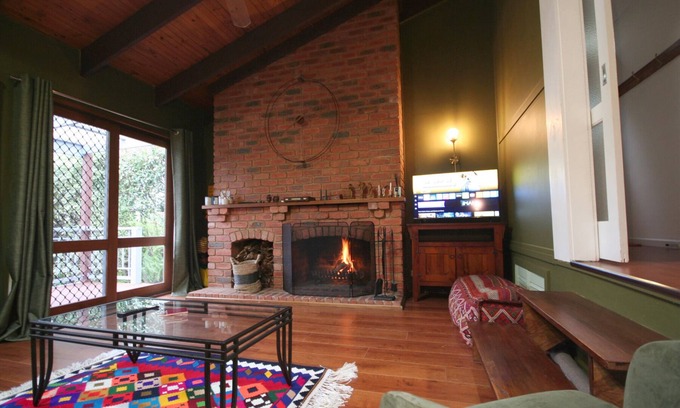 Upwey House | Elegant home in the heart of the Dandenong Ranges