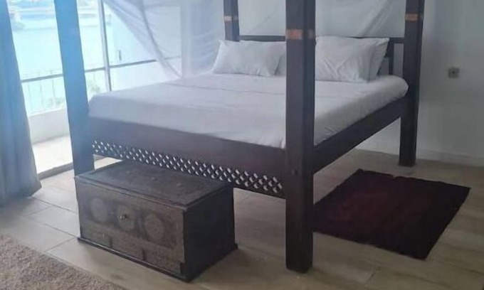 Ras Makamaiwe House | Elephant sea view 1 bedroom