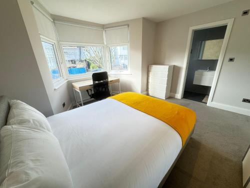 West Hendon House | ElevateYourStays in Hendon central