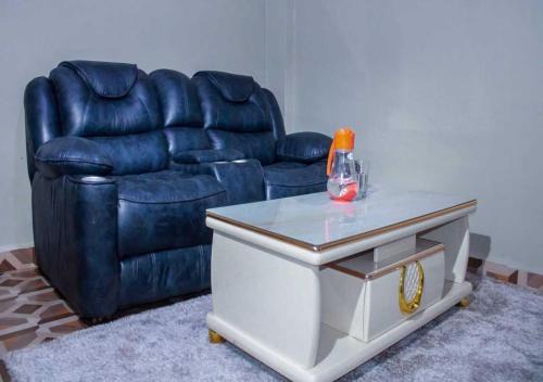 Kimana House | elighant bnb