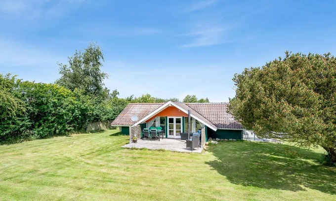 Kramnitse House | "Elijoan" - 400m from the sea by Interhome