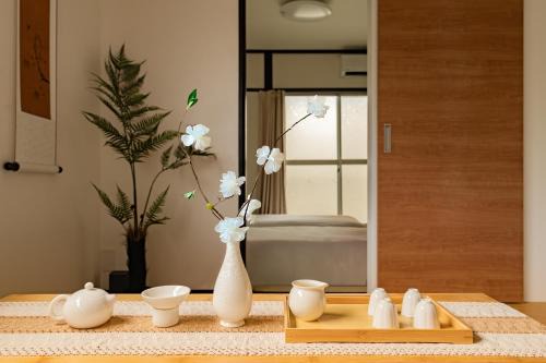 Fukushima Villa | ELIM Private Vacation Home near Umeda Japanese-style Entire 3BR House with Tea Room