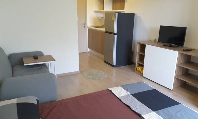 Phra Khanong House | Elio Condominium near Sukhumvit Onnut.