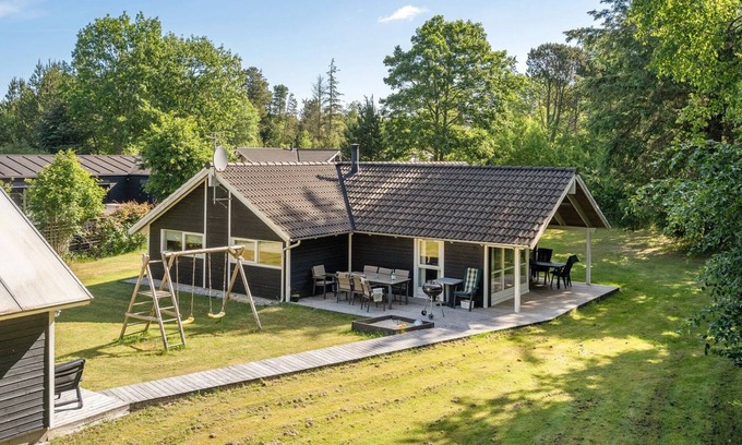 Hou House | "Elita" - 1.7km from the sea by Interhome