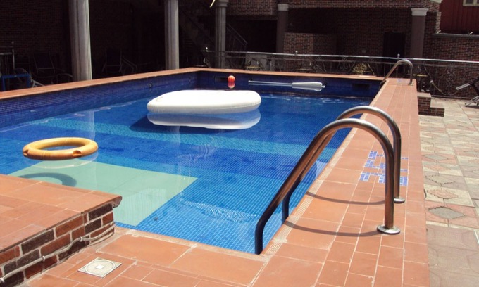 Port Harcourt Cabin | Elite Poolbar & Lodge