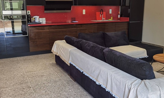 Katokhorion Apartment | Elixrison Villas/Apartments- Red Apartment