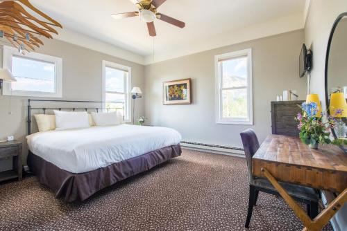 Crested Butte Cabin | Elk Mountain Lodge