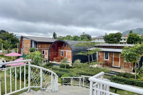 Lembang Cabin | eLKa-eS Villa