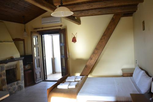 Kateriana Apartment | Ellinospito