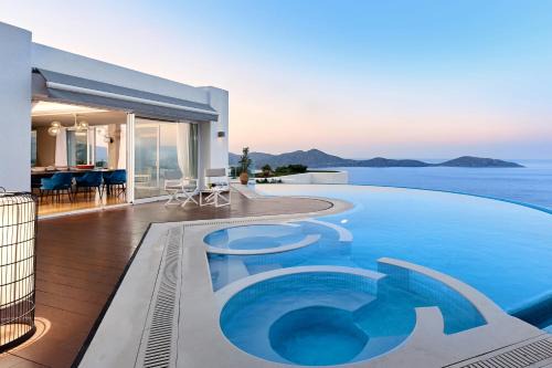 Elounda Hotel | Elounda Gulf Villas by Sandglass
