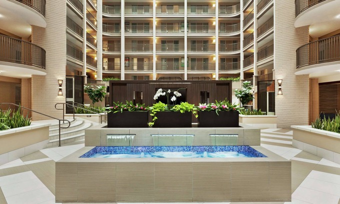 Arcadia Hotel | Embassy Suites by Hilton Arcadia Pasadena Area