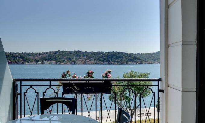 Emirgan Mahallesi Apartment | Emirganli Suites