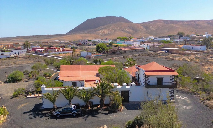 Antigua Apartment | En Fuerteventura Apartamento Frente al Volcán Gayría en Finca Rural Ecológica