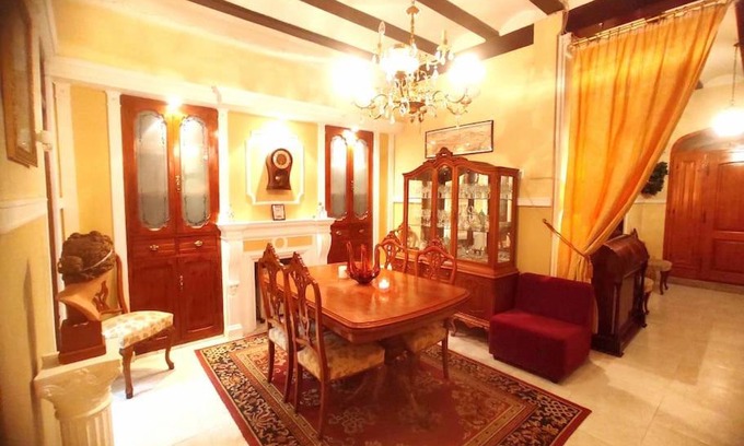Sagunto House | Encantadora casa de pueblo