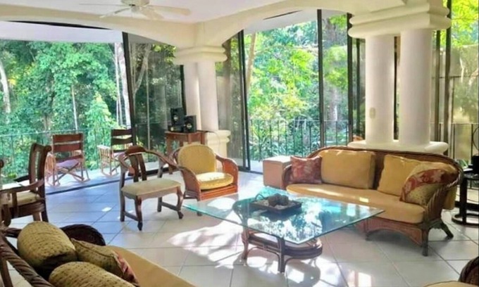 Barrio Las Playitas House | Enchanted Home