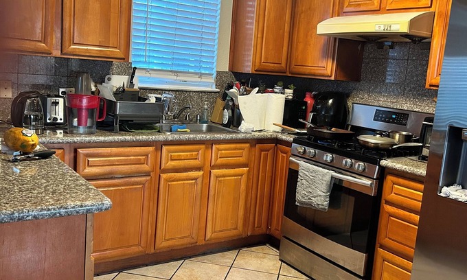 Longfellow Apartment | Enchanting 1-bedroom apartment in Emeryville