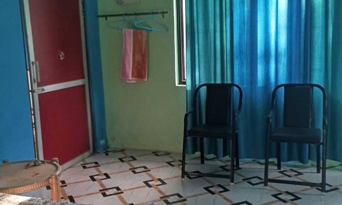 Chachian Other | Enchanting 2-bedroom farmhouse in Nagri. Situated in Dhauladhar mountain range.