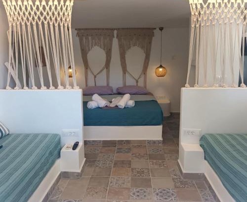 Megas Gialos Apartment | Endless Blue from Syros - Megas Gialos Suite 2