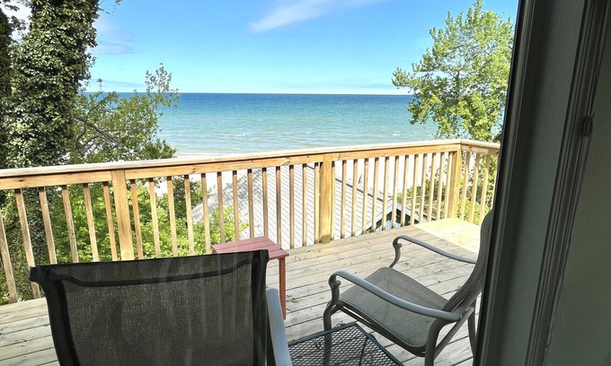 South Haven Cabin | Endless Sunsets Cabin 3