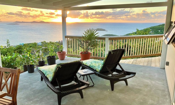 Estate Calabash Boom House | Endless View Cottage