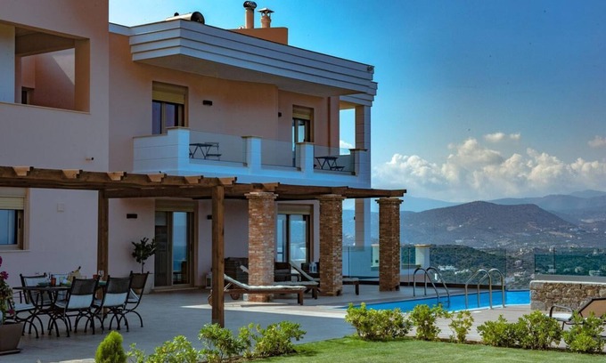 Ammoudara Villa | Endless View Villa close to the beach